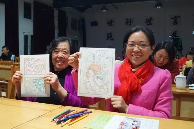 簡(jiǎn)簡(jiǎn)單單的快樂(lè)，用繽紛的彩鉛來(lái)繪就