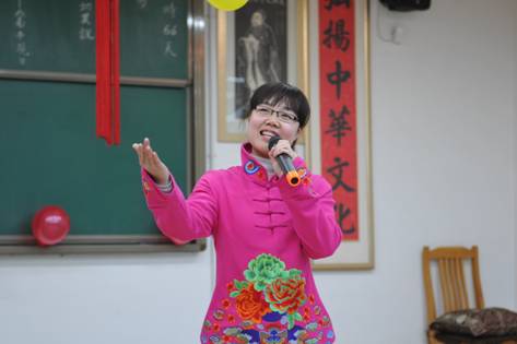 記第八期德藝師資培訓(xùn)班學(xué)員與誠(chéng)敬仁教職員工聯(lián)歡