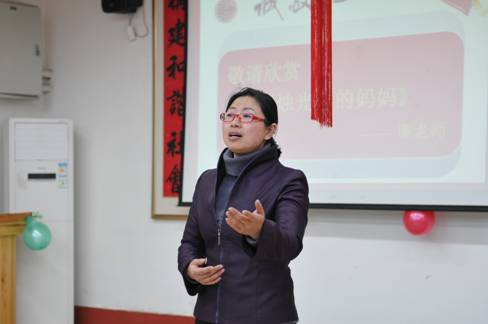 德藝班學(xué)員與誠(chéng)敬仁聯(lián)歡