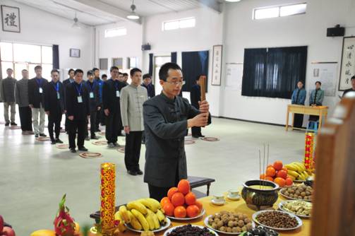 向先祖進香
